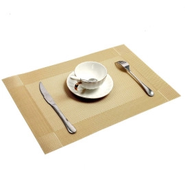 Table Mats PVC Placemats Heat-Resistant Placemat for Dining Tea Table Woven Vinyl Stain Resistant Table Mats Easy to Clean -45x30 cm (Golden, 4)