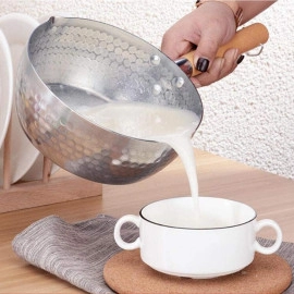 Traditional Japanese Saucepan | Non-Stick Aluminium Sauce Pan Milk Pot with Wooden Handle Pouring Spout for Soup & Noodles | Sugar and Chocolate Melting Pot (Silver-18CM,1-Pcs) |1.80 liter