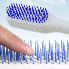 Self-cleaning Hairbrush, Self-cleaning Anti-static Detangling Massage Comb, One-pull Clean Scalable Rotate Lifting Self Cleaning Hairbrush Hair Styling Tools